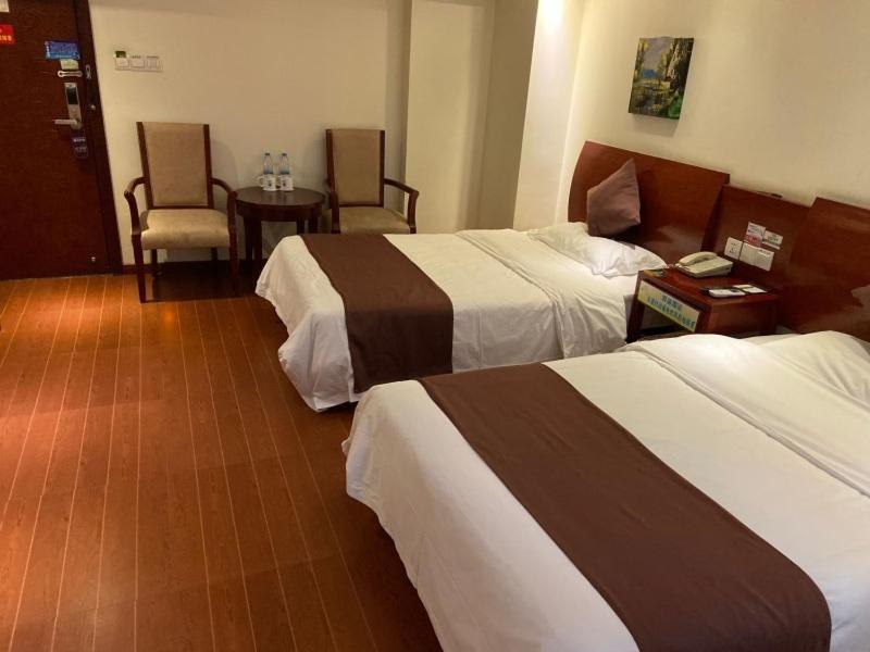 Greentree Inn Shanghai Songjiang University City New Songjiang Road Express Hotel Exteriör bild