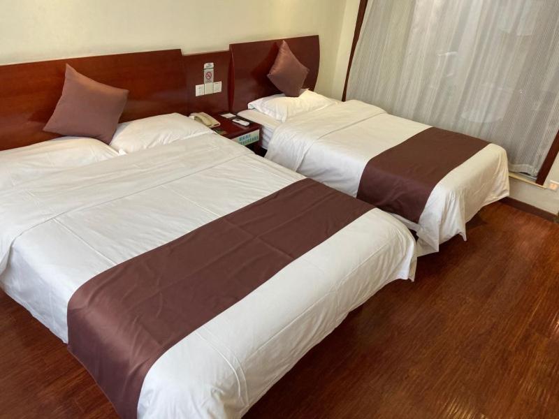 Greentree Inn Shanghai Songjiang University City New Songjiang Road Express Hotel Exteriör bild