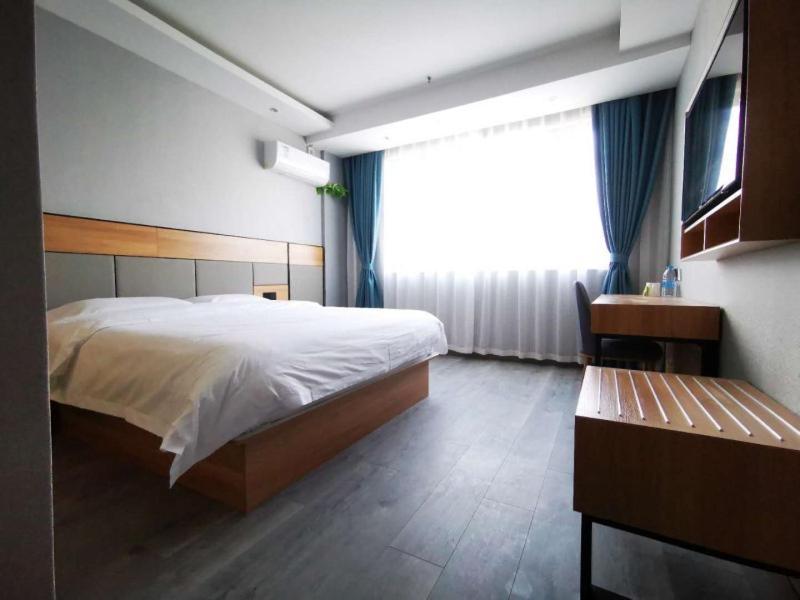 Greentree Inn Shanghai Songjiang University City New Songjiang Road Express Hotel Exteriör bild