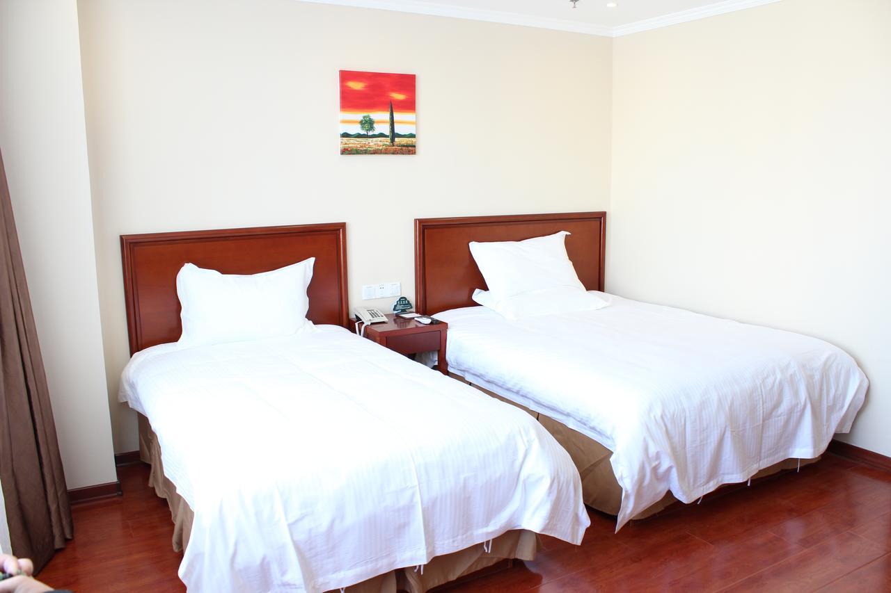 Greentree Inn Shanghai Songjiang University City New Songjiang Road Express Hotel Exteriör bild