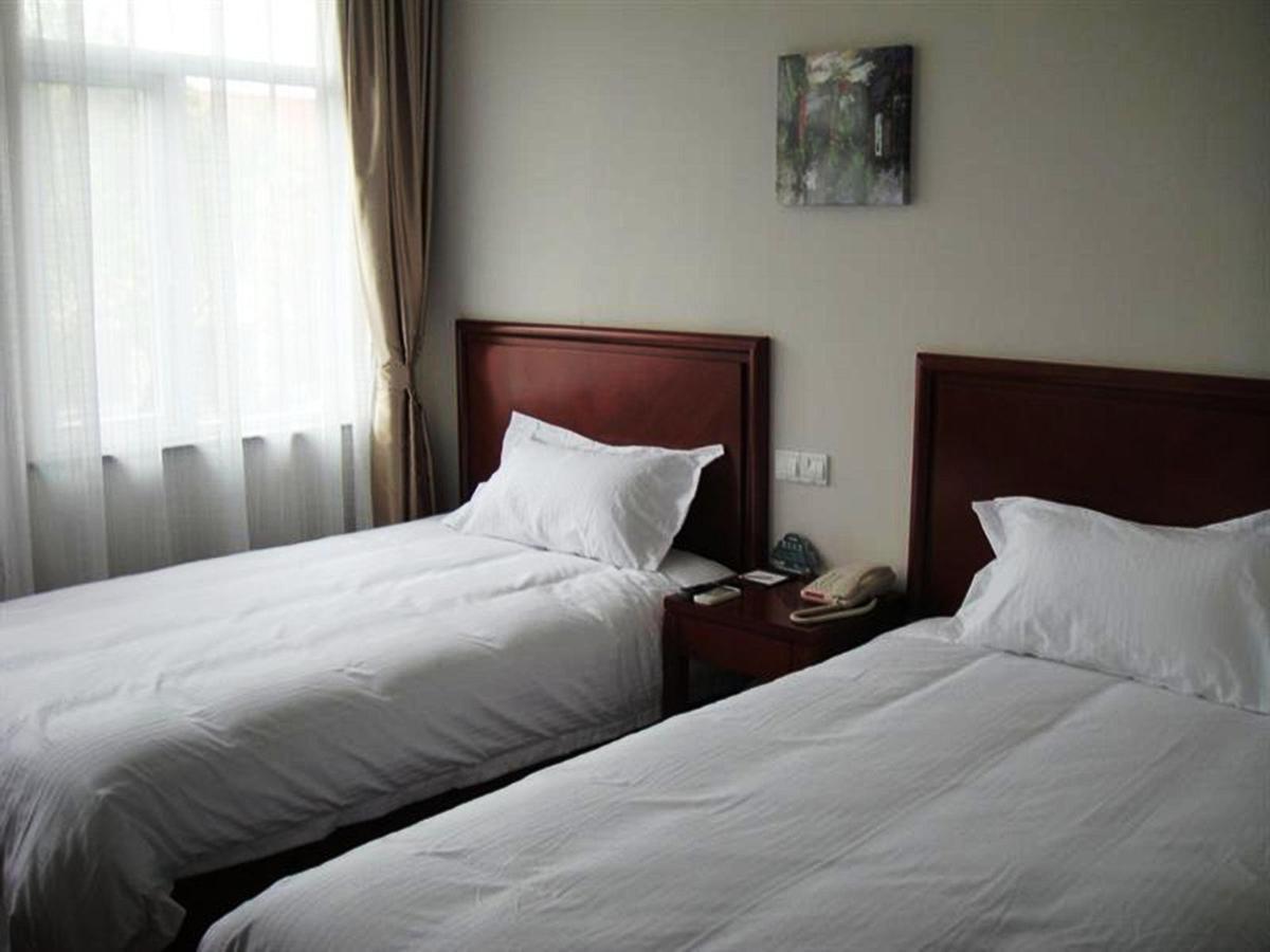 Greentree Inn Shanghai Songjiang University City New Songjiang Road Express Hotel Exteriör bild