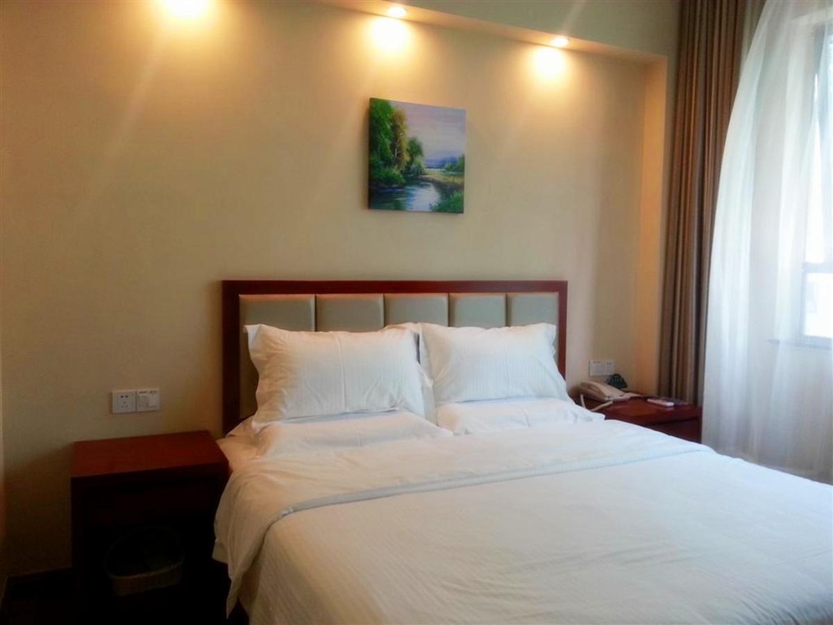 Greentree Inn Shanghai Songjiang University City New Songjiang Road Express Hotel Exteriör bild