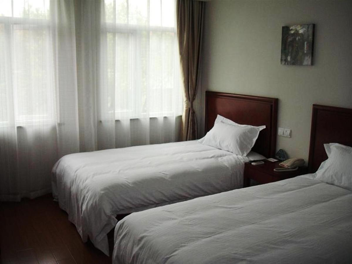Greentree Inn Shanghai Songjiang University City New Songjiang Road Express Hotel Exteriör bild