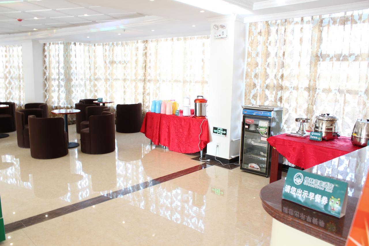 Greentree Inn Shanghai Songjiang University City New Songjiang Road Express Hotel Exteriör bild